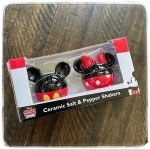 Mickey & Minnie Mouse Salt & Pepper Shakers